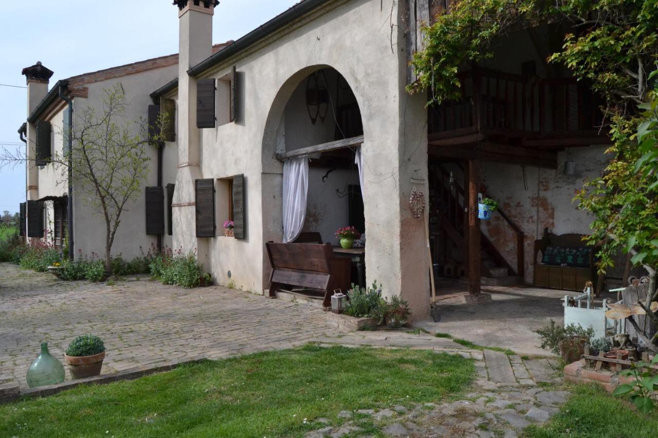 Bed and Breakfast Regina Sconta Villa Estense Esterno foto